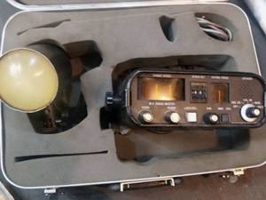 lot 8 image: Vintage police issued radar gun and reader