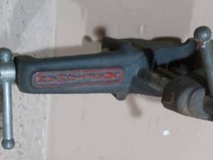 Craftsman crank vice