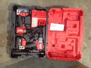 Milwaukee M18 Drill Driver and Impact Driver tool set see pictures