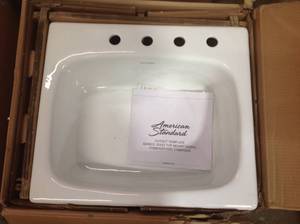 Pallet with assorted bathroom sinks see pictures