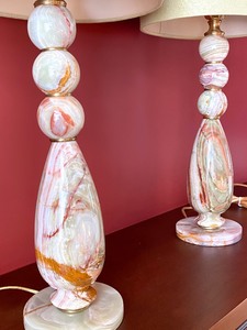 lot 5 image: Stunning Pair of Onyx Table Lamps
