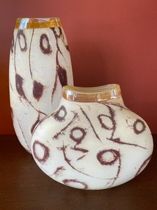 lot 10 image: Pair of Art Glass VesselsVases by Thor Bueno