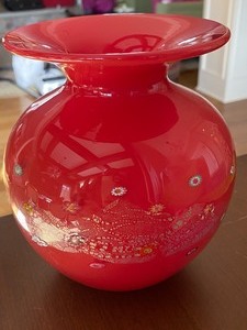 lot 12 image: Blossom  Red Vase by HansonHanson.