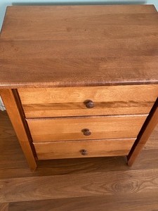 lot 26 image: Pair of Matching Nightstands