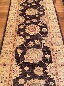 lot 48 image: Beautiful Quality Carpet Runner