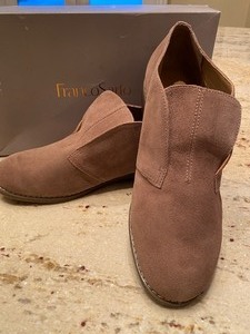 lot 61 image: New Ladies Shoes Franco Sarto Suede Slip Ons