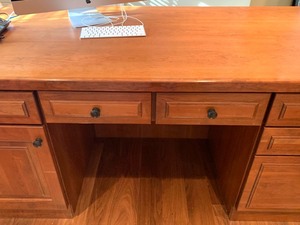 lot 75 image: Gorgeous Office Desk