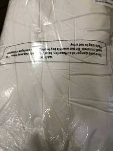 Ivory Solid Bamboo Cotton Sateen Tufted Full Comforter, C2Y7-F-IVORY, NEW