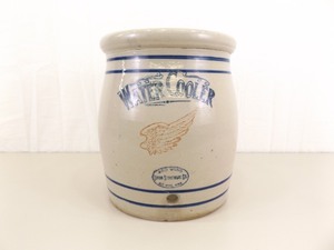 lot 1 image: Antique #3 Red Wing Water Cooler