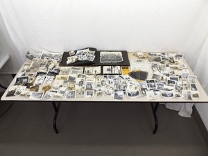 lot 40 image: Lot of Misc Antique etc. Photos, Albums, etc.