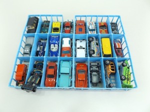 lot 84 image: Lot of Vintage 1970s Hot Wheels&nbspDie Cast Cars