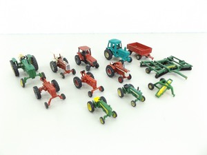 lot 89 image: Lot of Vintage Ertl 164&nbspDie Cast Farm Tractor etc. Toys