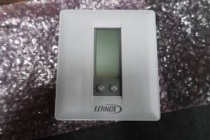 lot 61 image: THERMOSTATS