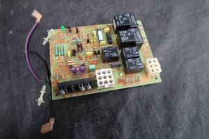 lot 65 image: BOARD CONTROL