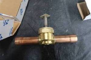 lot 99 image: SOLENOID VALVE
