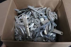 lot 117 image: QUADRANT REGULATOR SETS