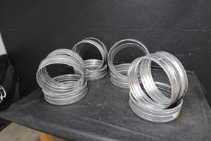 lot 132 image: COUPLINGS
