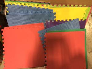 Lot of Rubber Floor Tiles see pictures