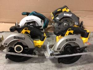 LOT OF 4 FLEXVOLT 60-Volt MAX Cordless Brushless 7-14 in. Circular Saw with Brake (Tool-Only) by DEWALT