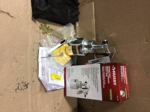 lot 30 image: Siphon Feed General Purpose Spray Gun by Husky see pictures