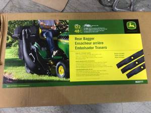 lot 36 image: John Deere 100 6.5-Bushel Twin Bagger for 48-in Tractor not used see pictures