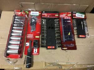lot 88 image: MIX LOT OF HUSKY TOOLS