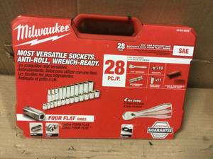 lot 89 image: 38 in. Drive SAE Ratchet and Socket Mechanics Tool Set (28-Piece) by Milwaukee see pictures