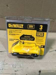 20-Volt MAX Compact Lithium-Ion 3.0Ah Battery Pack by DEWALT