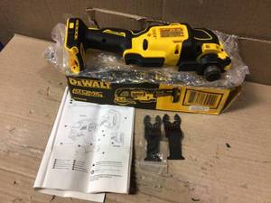Dewalt DCS354B 20V Brushless Atomic Oscillating Multi-Tool - tool only see pictures