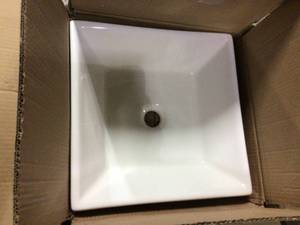 Ceramic White Sink see pictures