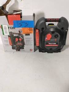 lot 53 image: VECTOR 700 Amp Jump Starter with USB