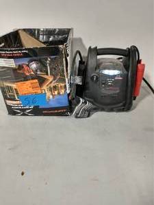 lot 56 image: Battery Extender 12-Volt, 750 Amp Battery Jump Starter