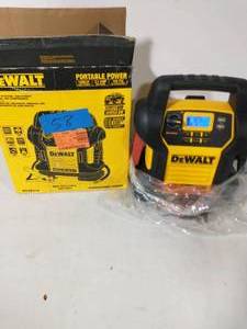 lot 58 image: DEWALT 1400 Peak Amp Jump Starter with Digital Compressor