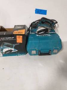 lot 62 image: MAKITA 18-Volt ONE Lithium-Ion Cordless 12 in. DrillDriver Kit with (2) 1.5 Ah Batteries, Charger, and BagMA