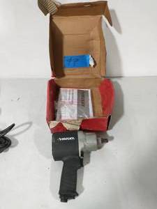 lot 77 image: HUSKY 800 ft.lbs. 12 in. Impact Wrench