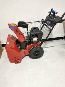 lot 90 image: TORO Power Max HD 826 OAE 28 in. 252 cc Two-Stage Gas Snow Blower with Electric Start, Triggerless Steering and Headlight