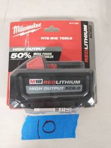 lot 10 image: MILWAUKEE M18 18-Volt Lithium-Ion HIGH OUTPUT XC 8.0 Ah Battery