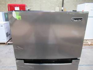 lot 231 image: Magic Chef 7.4 cu. ft. 2-Door Mini Fridge in Platinum Steel with Freezer MCDR740STE