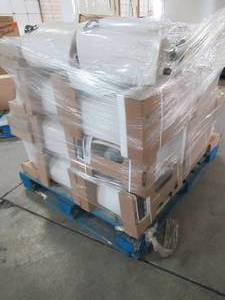 lot 412 image: WHOLESALE MIXED PALLET OF MISCELLANEOUS TOILET TANKS
