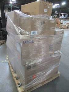 lot 413 image: WHOLESALE MIXED PALLET OF MISCELLANEOUS TOILET BOWLS, TANKS, & MORE