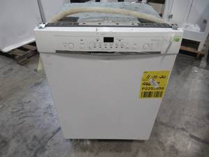 lot 312 image: Bosch Ascenta White Dishwasher SHE6AP02UC