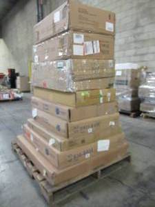 lot 322 image: WHOLESALE MIXED PALLET OF MISCELLANEOUS KITCHEN CABNET AND BATHROOM REMODEL ITEMS