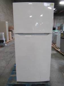 lot 331 image: Frigidaire 18.3-cu ft Top-Freezer Refrigerator (White) FFTR1835VW