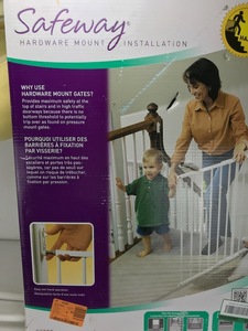 Child Gate and Crib