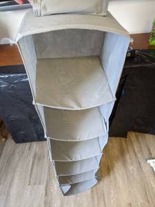 lot 343 image: Hanging Closet Organizer