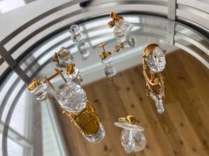 lot 28 image: Vintage Swarovski Tiny Glass & Metal Figurines w Mirrored Tray