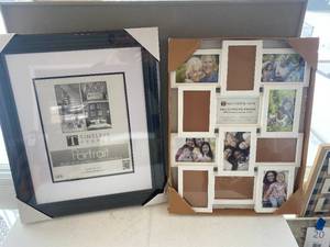 lot 36 image: (2) Photo Frames See Photos