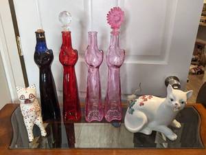 lot 144 image: Cat Home Decor Lot
