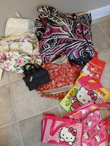 lot 431 image: Lot of Hello Kitty Totes & Purses