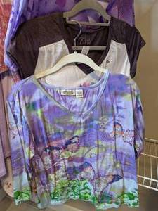 lot 462 image: More Purple Womens Tops